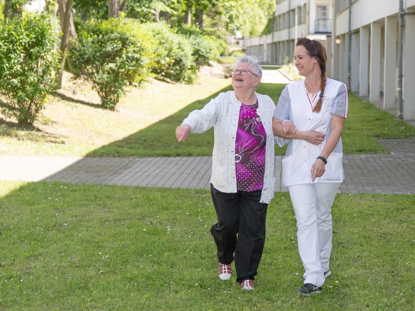 Pflegefachkraft (m/w/d)  - Bei uns startet Ihre Karriere! Braunsbedra - DRK Sozialstation Braunsbedra - Pflegia