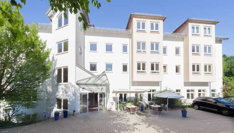 Pflegefachkraft für den Tagesdienst (m/w/d) - Hier sind Sie richtig!  Weingarten (Baden) - Haus Edelberg Senioren-Zentrum Weingarten - Pflegia