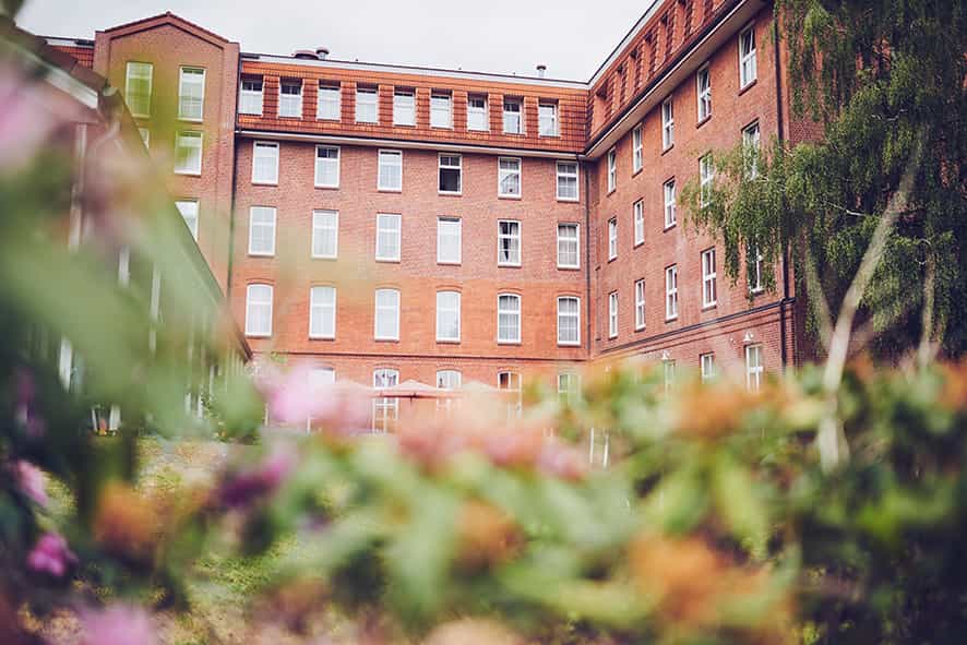 Pflegefachkraft (m/w/d) für den Nachtdienst - Der Lindenpark braucht Unterstützung! Elmshorn - Johanniter-Haus Lindenpark - Pflegia