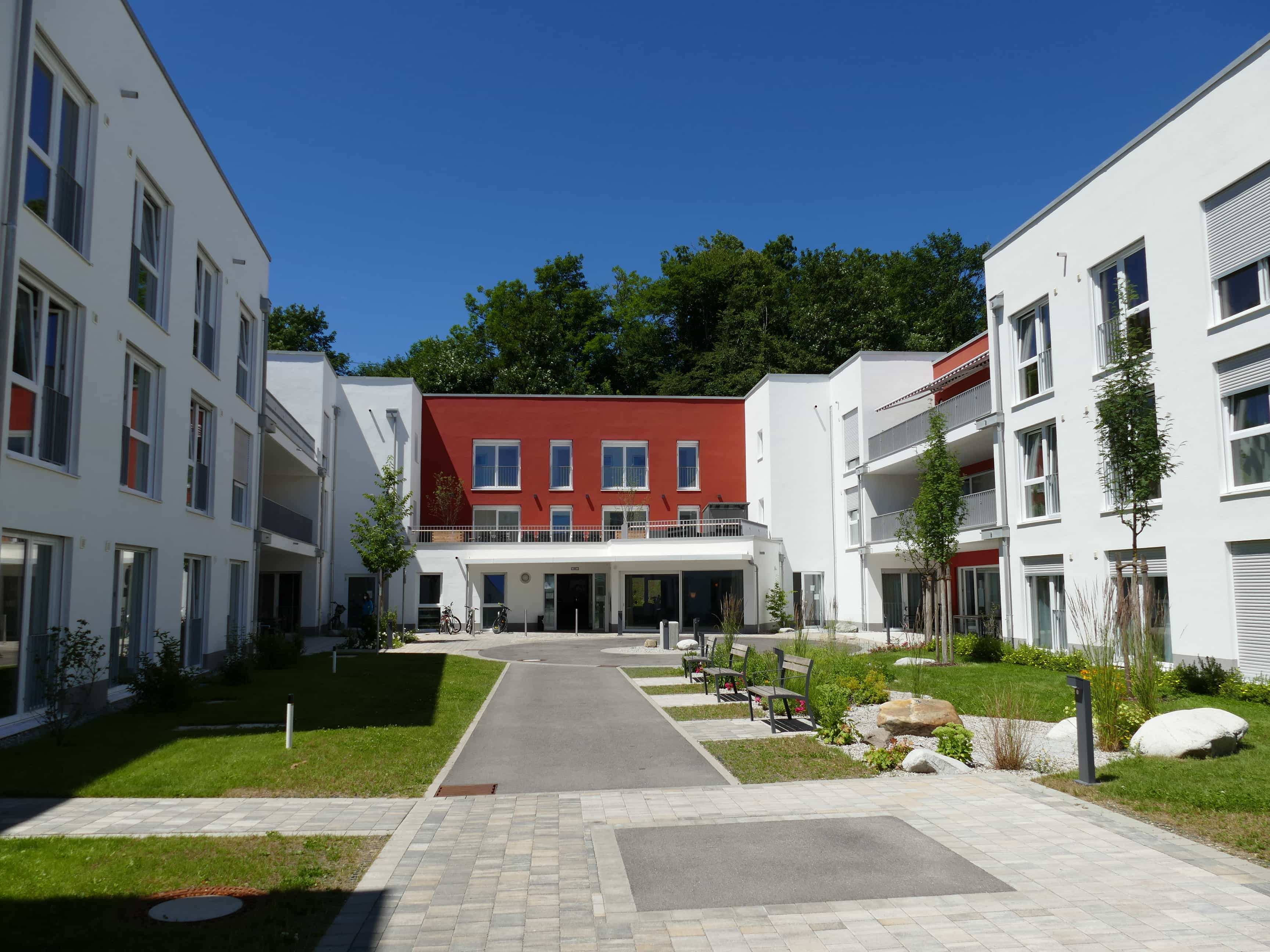 Pflegefachkraft (m/w/d) - Starten Sie mit uns in eine gemeinsame Zukunft! Gauting - BRK MehrGenerationen Campus Gauting - ambulante Pflege - Pflegia