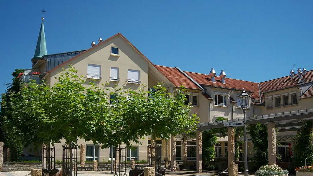 Pflegefachkraft (m/w/d) - Werden Sie Teil unserer Gemeinschaft! Forst - BruderhausDiakonie - Seniorenheim im Kirchengarten - Pflegia