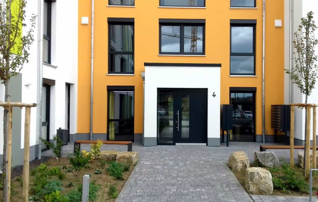 Pflegefachkraft (m/w/d) - Werde unser Pflegeheld! - FAZMED Intensivpflege - Wohngruppe Coburg - Pflegia