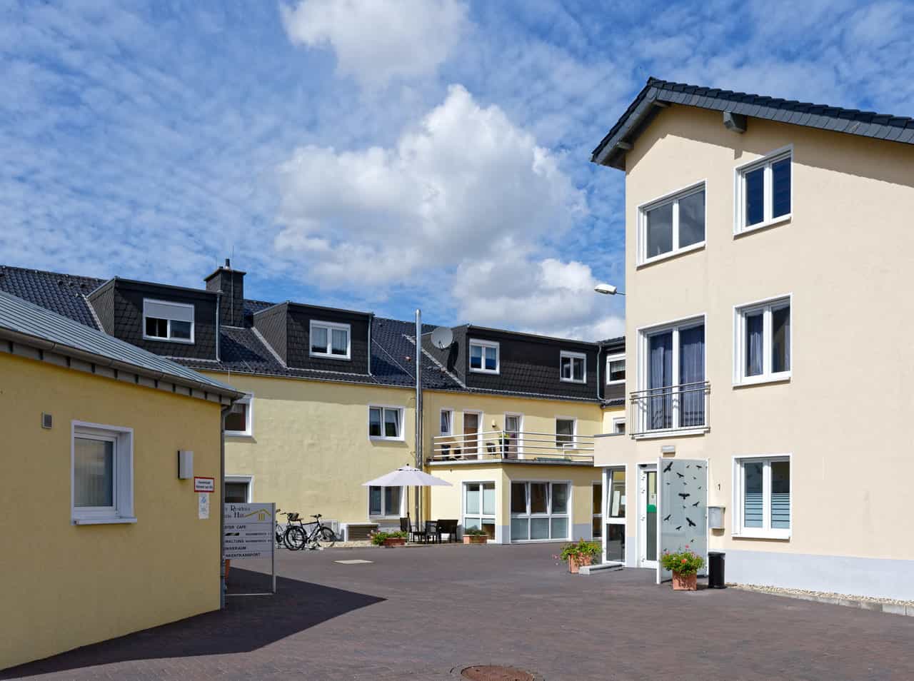 Pflegefachkraft (m/w/d) - Wir bieten Dir alle Möglichkeiten! Bedburg - Klosterresidenz Maria Hilf - Pflegia