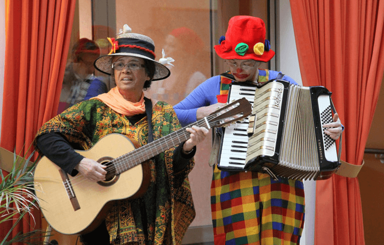 Pflegefachassistenz (m/w/d) - Im Tag oder Nachtdienst gesucht! Miesbach - Vitanas Senioren Centrum Schlierachwinkl - Pflegia