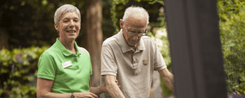 Pflegeassistenz (m/w/d) mit 1- und 2-jähriger Ausbildung - Erfahre intensive Unterstützung! Hannover - Seniorenzentrum Warburghof - Pflegia