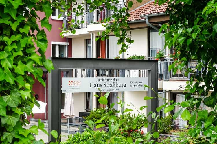 Pflegefachkraft (m/w/d) - Wir sehen Dich als Partner:in! Sasbachwalden - ASB Seniorenzentrum "Haus Straßburg" - Pflegia