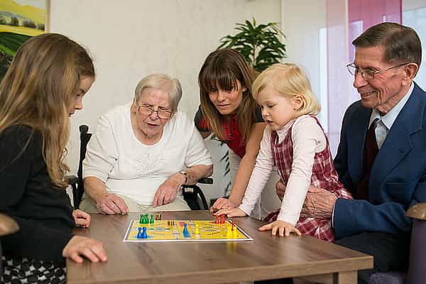 Praxisanleitung (m/w/d) - Werde unser Held! Fulda - Vitanas Senioren Centrum Fulda Galerie - Pflegia