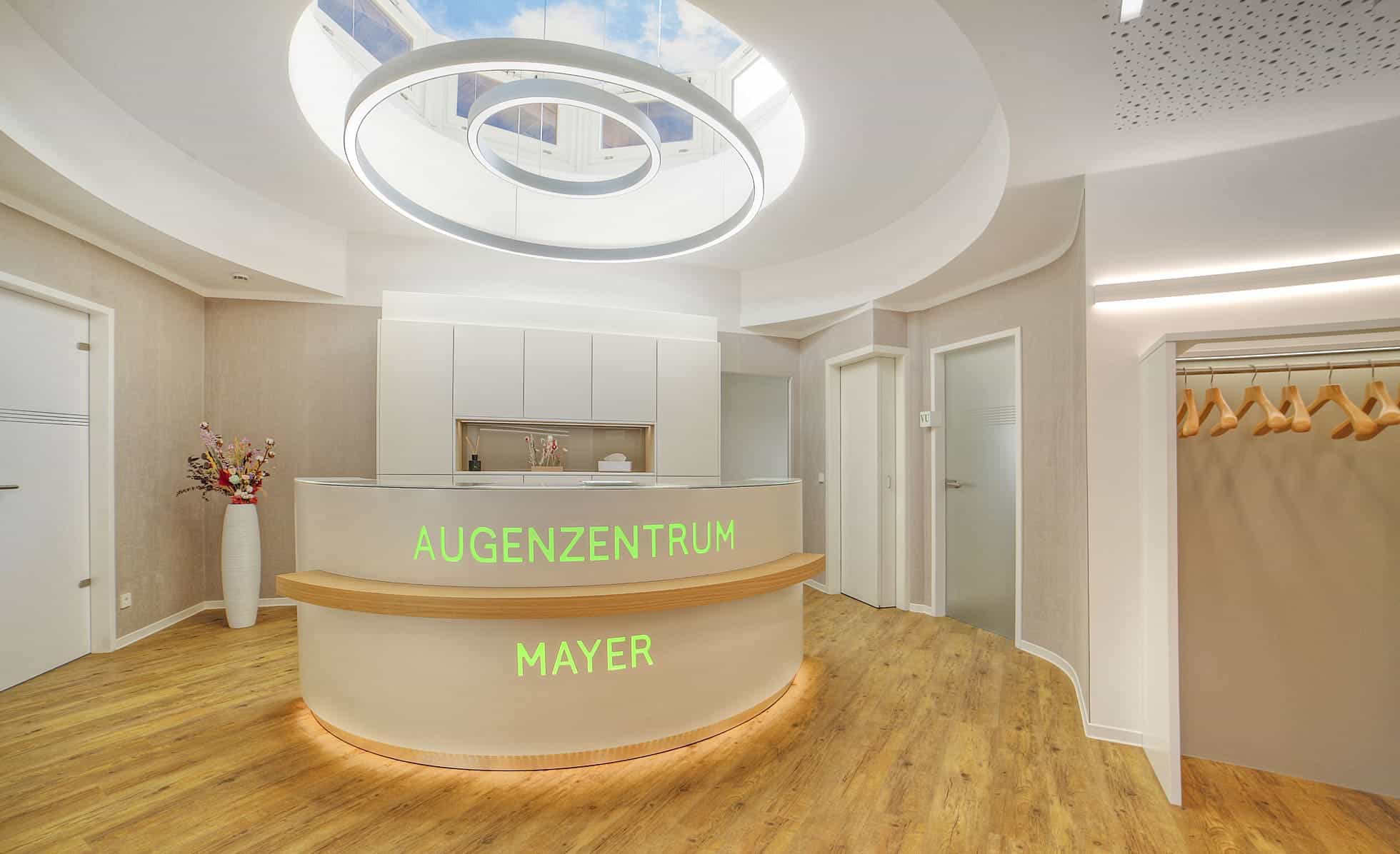 Gesundheits- und Krankenpflegehelfer:in (w/m/d) für die Position MFA - Hier gehören Sie hin! Holzkirchen - Augenzentrum Mayer Holzkirchen - Pflegia