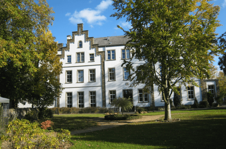 Pflegefachkraft (w/d/m) - Komm in unser multikulturelles Team! Unkel - Cellitinnen-Altenheim Christinenstift Unkel - Pflegia