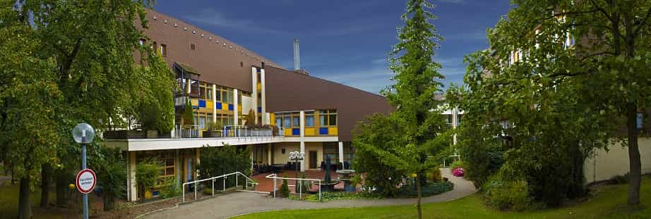 Pflegefachkraft (m/w/d)  - Wir freuen uns auf Ihre Unterstützung! Günzburg - Wahl-Lindersches Alten- und Altenpflegeheim Günzburg - Pflegia