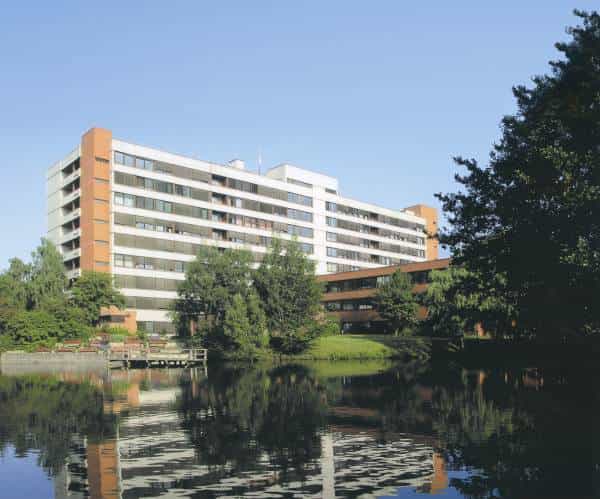 Examinierte:r Gesundheits- und Krankenpfleger:in (m/w/d) für Innere Medizin - Ihr interessanter Arbeitsplatz in einem modernen Krankenhaus! Recklinghausen - Prosper-Hospital in Recklinghausen - Pflegia