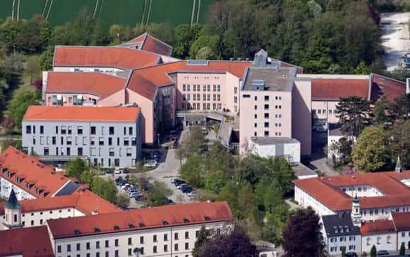 Pflegefachkraft (m/w/d) für die Intensivstation - Gestalten Sie mit uns die Zukunft! Ingolstadt - AMEOS Klinikum St. Elisabeth Neuburg - Stationen Ingolstadt - Pflegia