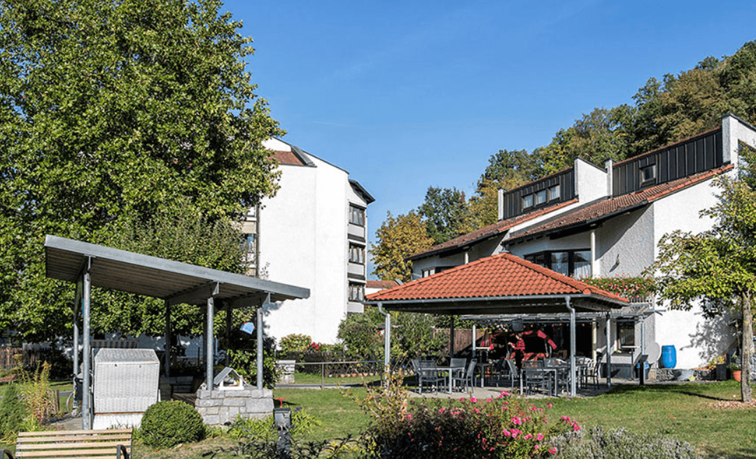 Pflegefachkraft als Dauernachtwache (w/m/d) in Teilzeit - Sie und die AWO! - AWO Seniorenzentrum Neustadt bei Coburg - Pflegia