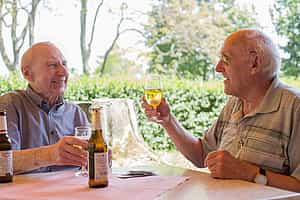 Pflegefachkraft (m/w/d) - Werde unser:e Held:in! Magdeburg - Vitanas Senioren Centrum Elbblick - Pflegia