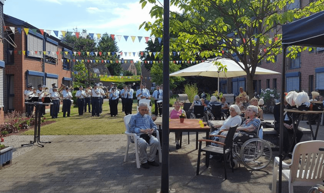 Initiativbewerbung für Pflegefachkraft (w/m/d) - Komm' zu uns mit Deinen Stärken und Schwächen! Jüchen - Seniorenzentrum Haus Maria Frieden - Pflegia