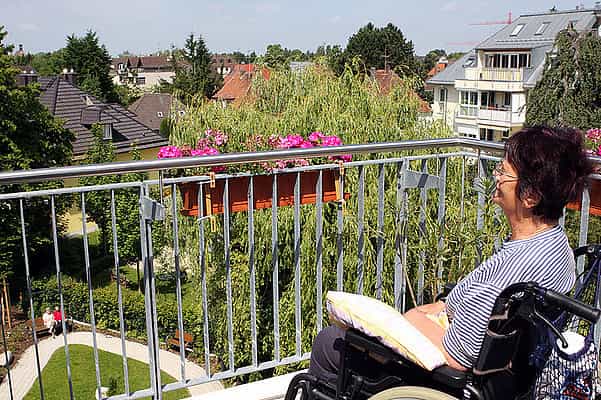 Pflegefachkraft (m/w/d) - Werde unser:e Held:in! München - Vitanas Senioren Centrum Am Partnachplatz - Pflegia