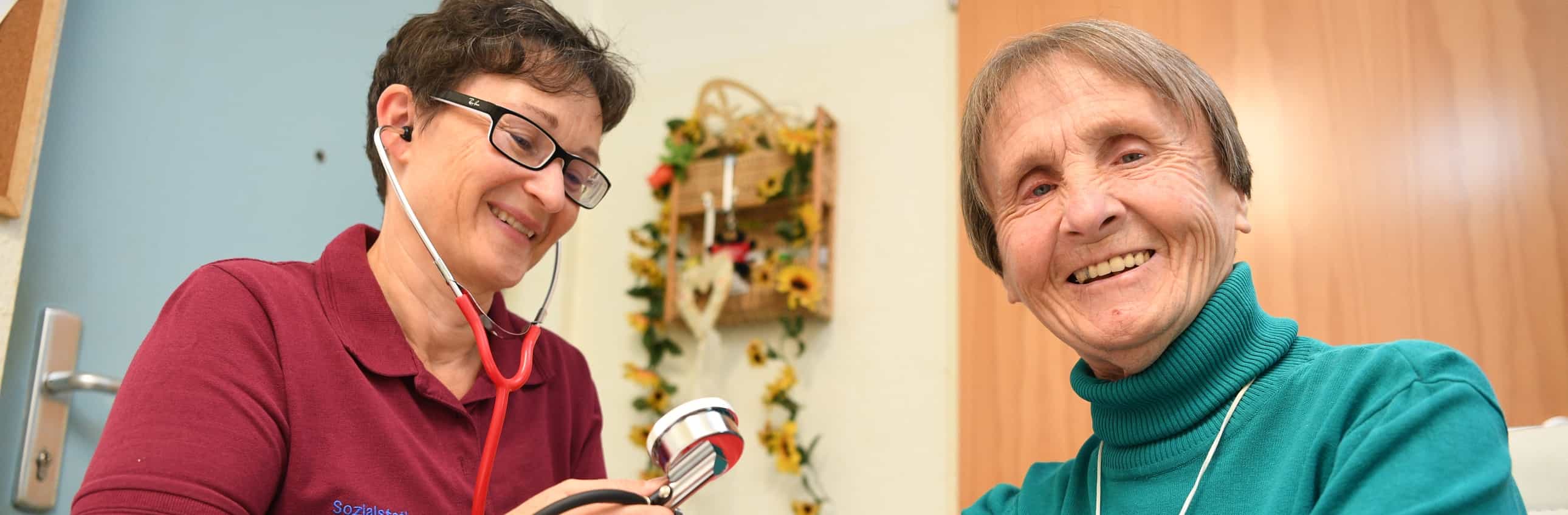 Pflegefachkraft (w/m/d) - werde Teil unseres Teams!  Meckenbeuren - Stiftung Liebenau Sozialstation St. Anna Meckenbeuren - Pflegia