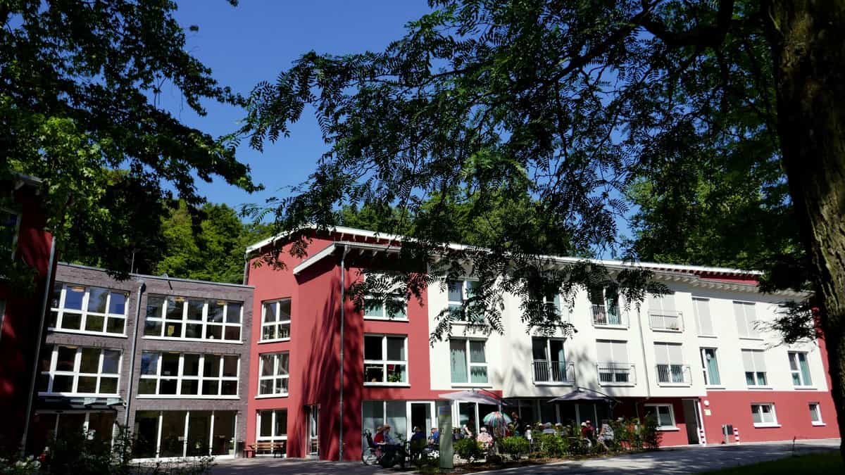 Pflegefachkraft (m/w/d) - Ein Job, den Sie lieben werden! Viersen - Evangelisches Altenzentrum , Haus im Johannistal - Pflegia