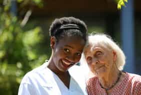 Pflegefachkraft (m/w/d) (mind, 75%) - Hier sind Sie willkommen!  Reilingen - AWO Seniorenzentrum Am Feldrain - Pflegia