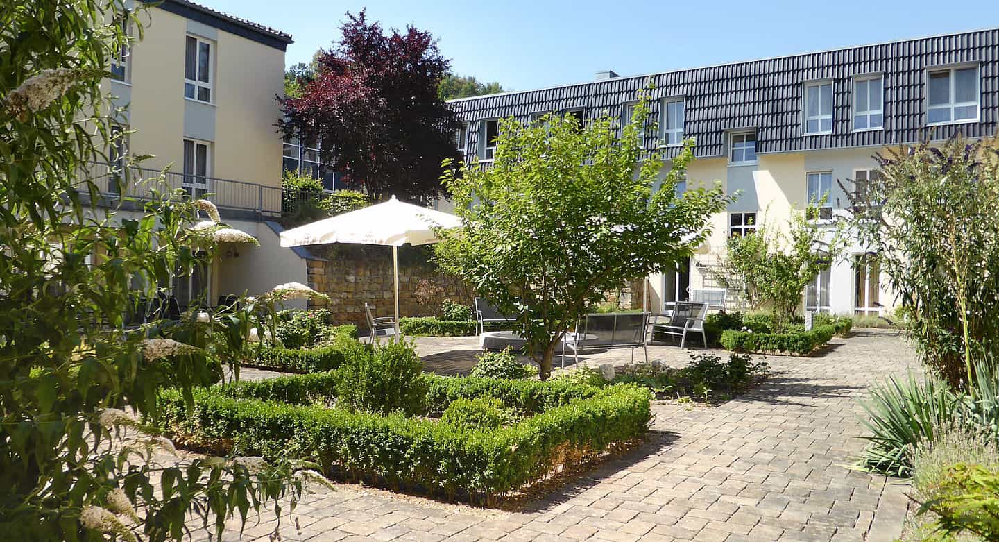 Pflegefachkraft (m/w/d) - Sinnvolle, wichtige, berührende, ernste und geschätzte Aufgabe! Rudolstadt - K&S Seniorenresidenz Rudolstadt-Cumbach - Pflegia