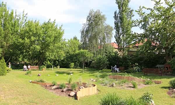 Gelernte Pflegehilfskraft (m/w/d) in Teilzeit (30-35 Std./Woche) - Herzlich willkommen! Potsdam - DSG Pflegewohnstift Babelsberg - Pflegia