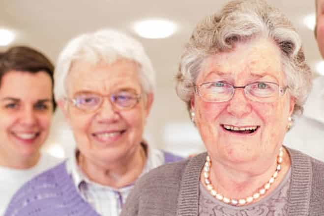 Pflegefachkraft (w/m/d) - Hier bist Du richtig! Nürnberg - BRK Seniorenheim Am Zeltnerschloß - Pflegia