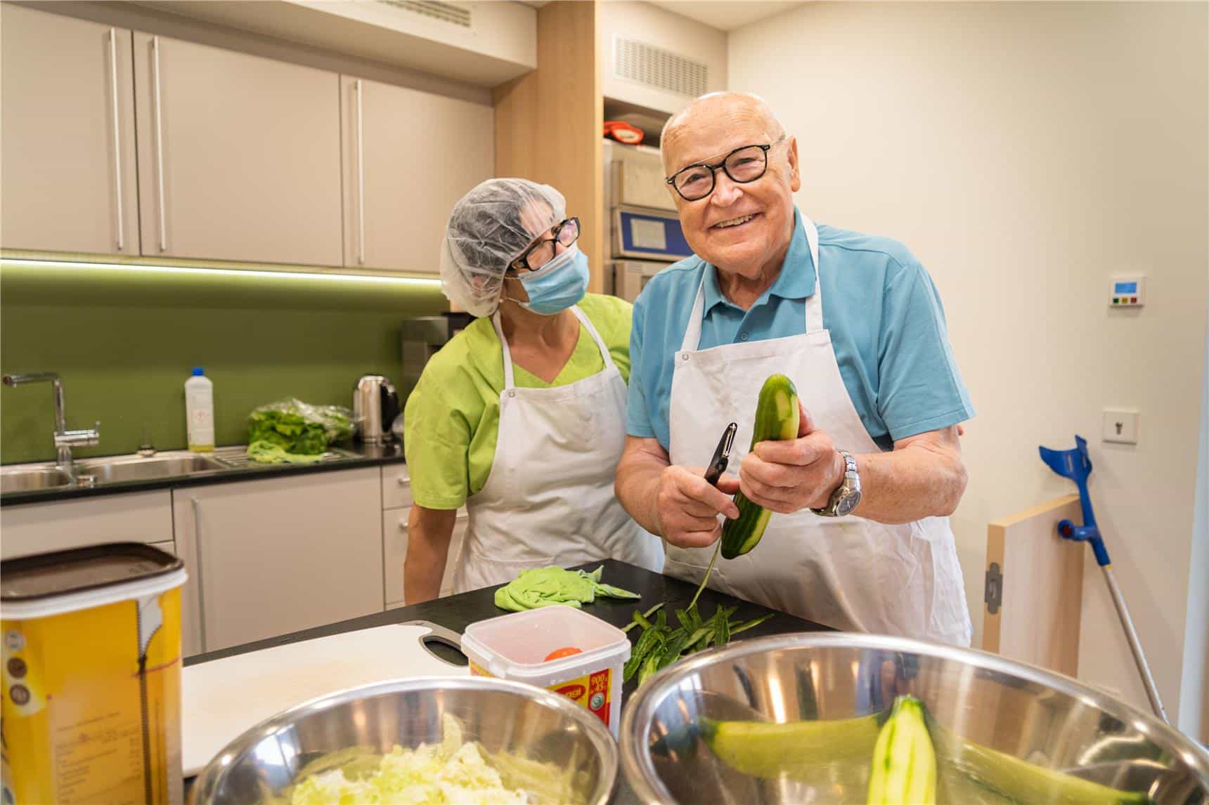 Gelernte Pflegehilfskraft (m/w/d) in Teilzeit (50 %) - Komm' in ein tolles Arbeitsklima! Stuttgart - Caritas - Haus Martinus - Pflegia