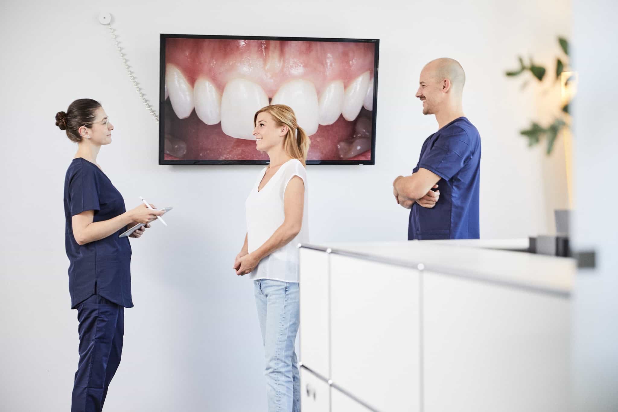 Zahnmedizinische:r Fachangestellte:r (m/w/d) auf Minijob-Basis – Wir suchen Zuwachs in unserem Team! Planegg - Zahnarztpraxis Schaller - Pflegia