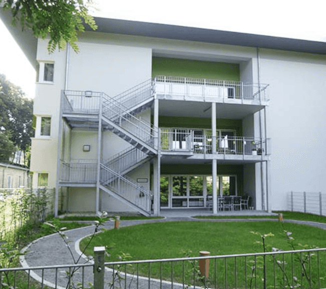 Pflegefachkraft (m/w/d)  - Teamplayer:in mit Herz gesucht! Bad Sulza - DRK Seniorenpflegeheim Bad Sulza - Pflegia