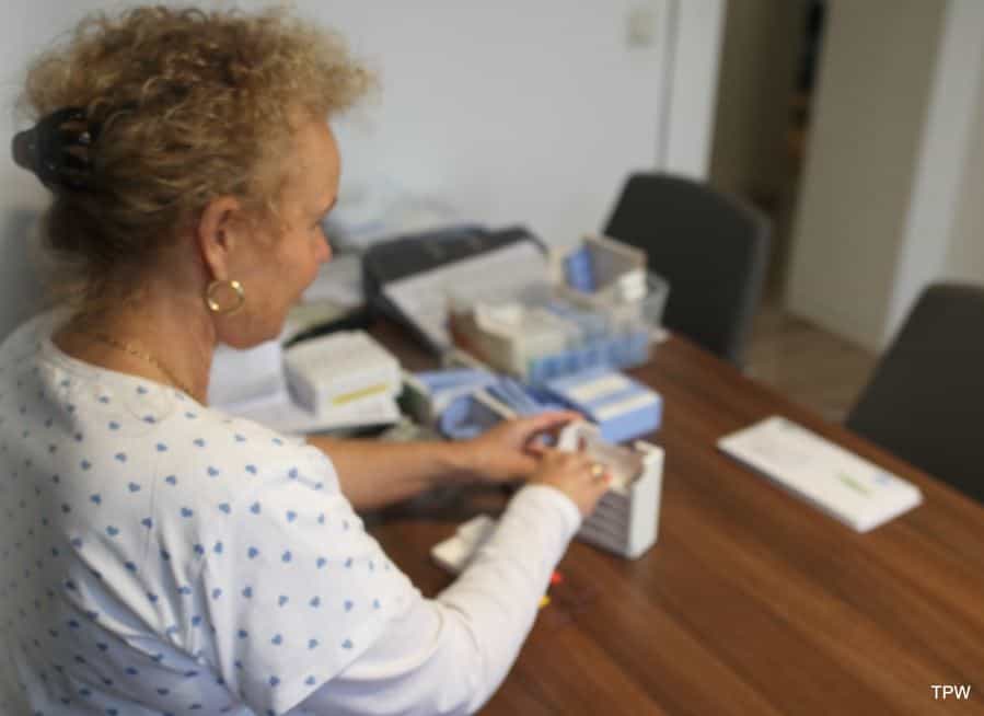 Gelernte Pflegehilfskraft (m/w/d) - Bewirb Dich jetzt! Köln - Pflegedienst-Riehl2.0 - Pflegia