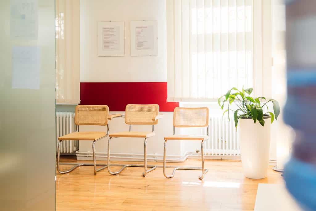 Medizinische:r Fachangestellte:r (m/w/d) - Bei uns startet Deine Karriere! Berlin - Vantis Hausarztpraxis Mariendorf - Pflegia