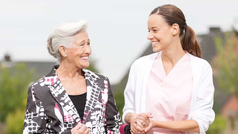 Pflegefachkraft (m/w/d) für den Nachtdienst in Teilzeit - Starte mit uns in eine gemeinsame Zukunft! Celle - MediCare Seniorenresidenz Gutshof Bostel - Pflegia