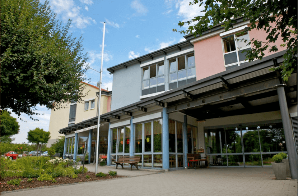 Pflegefachkraft (m/w/d) - Werde Teil unseres Erfolgsteams! Nieder-Olm - Wohnpark Seniorenresidenz Nieder-Olm - Pflegia