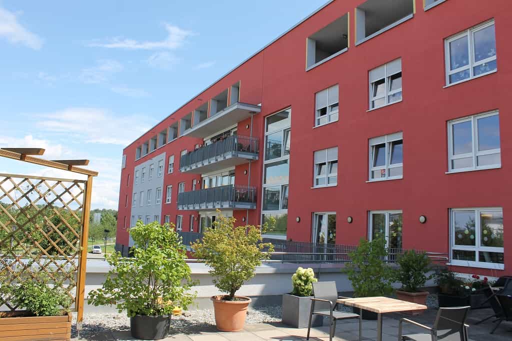 Wohnbereichsleitung (m/w/d) - Hier können Sie durchstarten!  Karlsruhe - Haus Lucia Hug - Pflegia