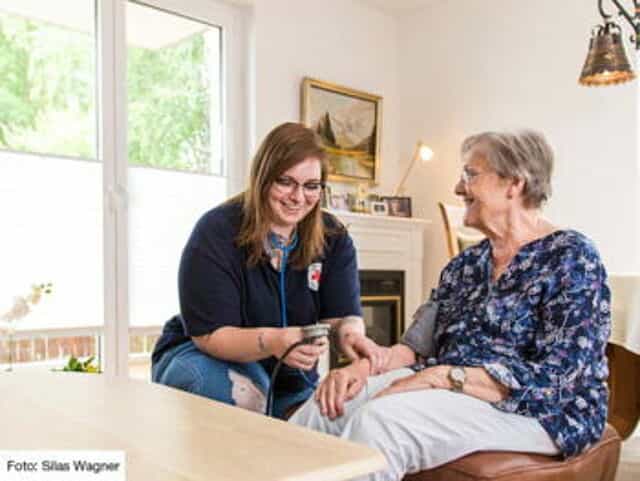 Gesundheits- und Pflegeassistenz (m/w/d) - Wir freuen uns auf Dich! Hamburg - DRK Kreisverband Hamburg-Harburg gGmbH - Pflegia