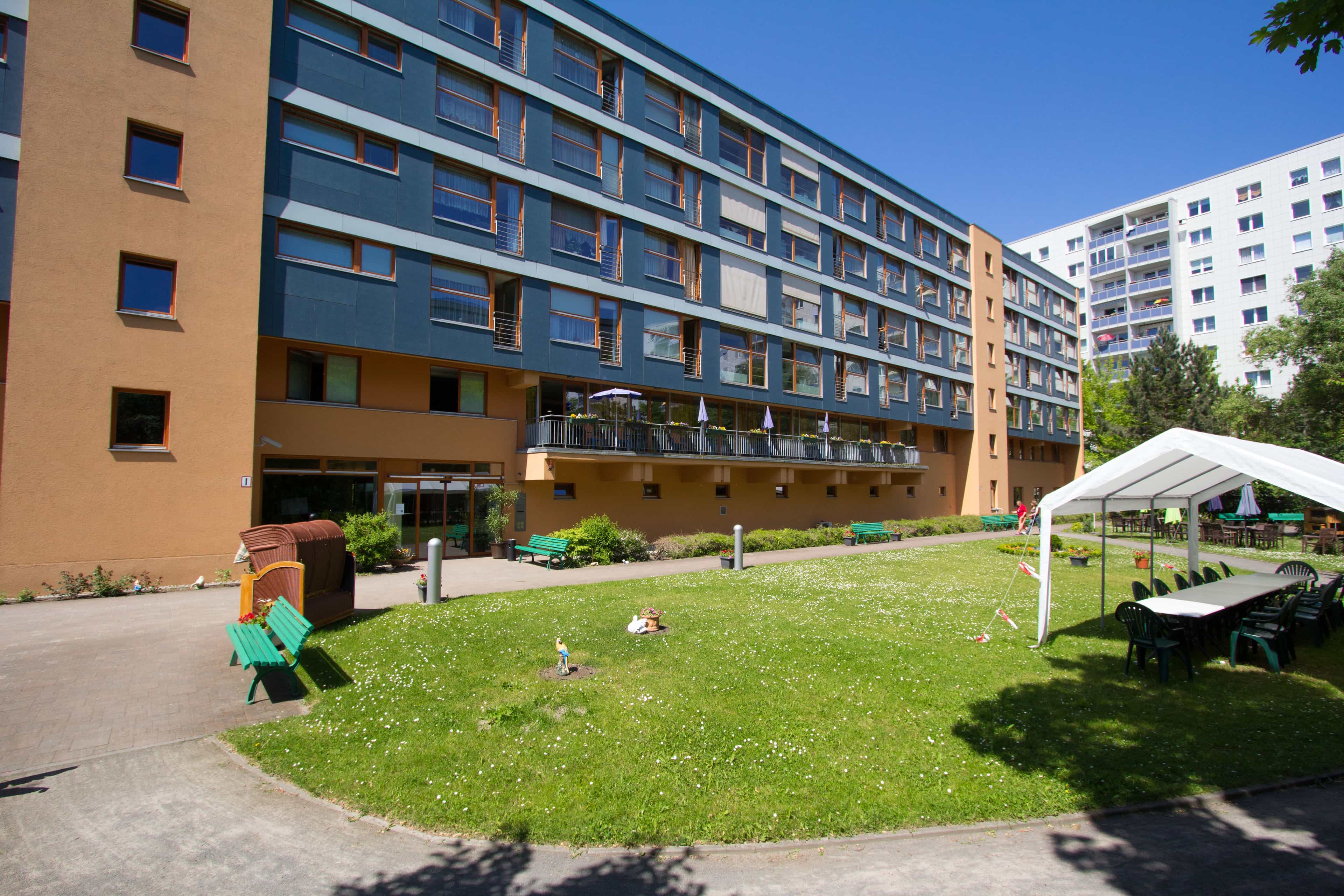 Pflegefachassistenz (m/w/d) - Wir freuen uns auf Sie!  Berlin - Seniorenzentrum Lichtenberg „Prof. Dr. Kurt Winter“ - Pflegia