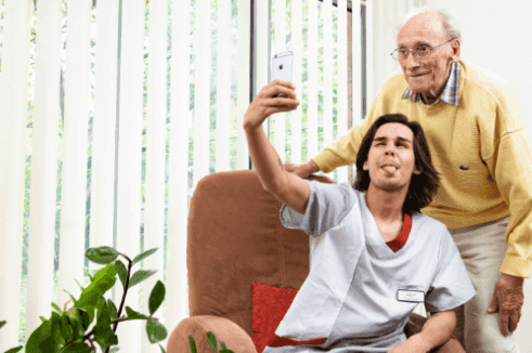 Stellvertretende Pflegedienstleitung (m/w/d) - für den ambulanten Dienst (Kiez- und Nachbarschaftspflege) Berlin - AlexA Ambulante Pflege Pankow - Pflegia