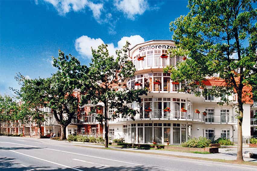 Gelernte Pflegehilfskraft (w/m/d)  - Humor wird bei uns auch gepflegt! Halstenbek - Senioren- und Therapiezentrum Haus Halstenbek - Pflegia