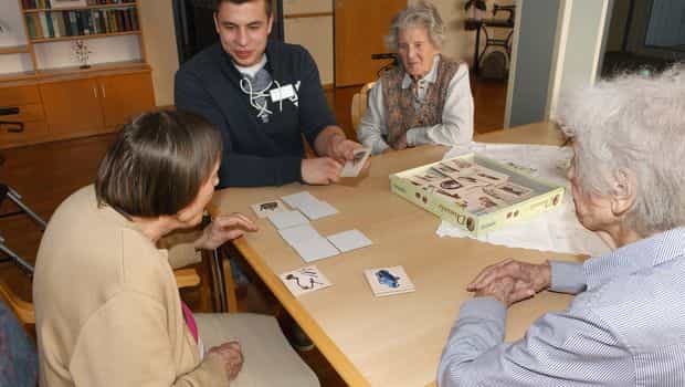 Gelernte Pflegehilfskraft (m/w/d) - Sie möchten für Menschen da sein? Dann sind Sie bei uns richtig! Ratingen - Diakonie Düsseldorf-Mettmann Haus Wichern - Pflegia