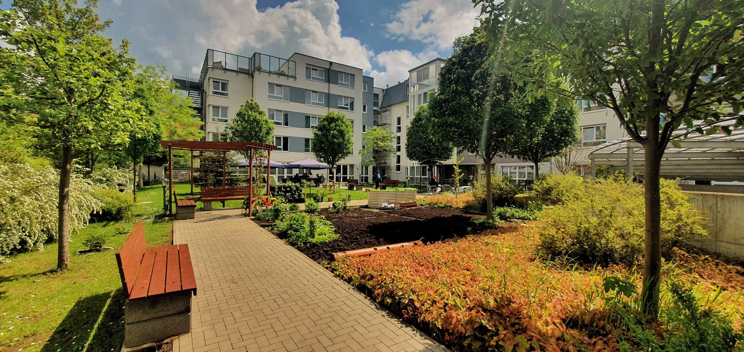 Pflegedienstleitung (m/w/d) - Starten Sie mit uns durch!  Erfurt - AZURIT Seniorenzentrum Erfurt - Pflegia