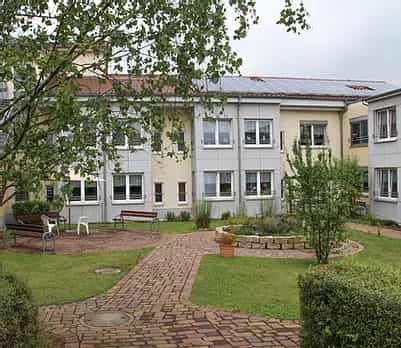 Pflegefachkraft (m/w/d) - Bei uns gibt es immer was zu Lachen! Nossen - ASB Seniorenheim Schöner Blick - Pflegia