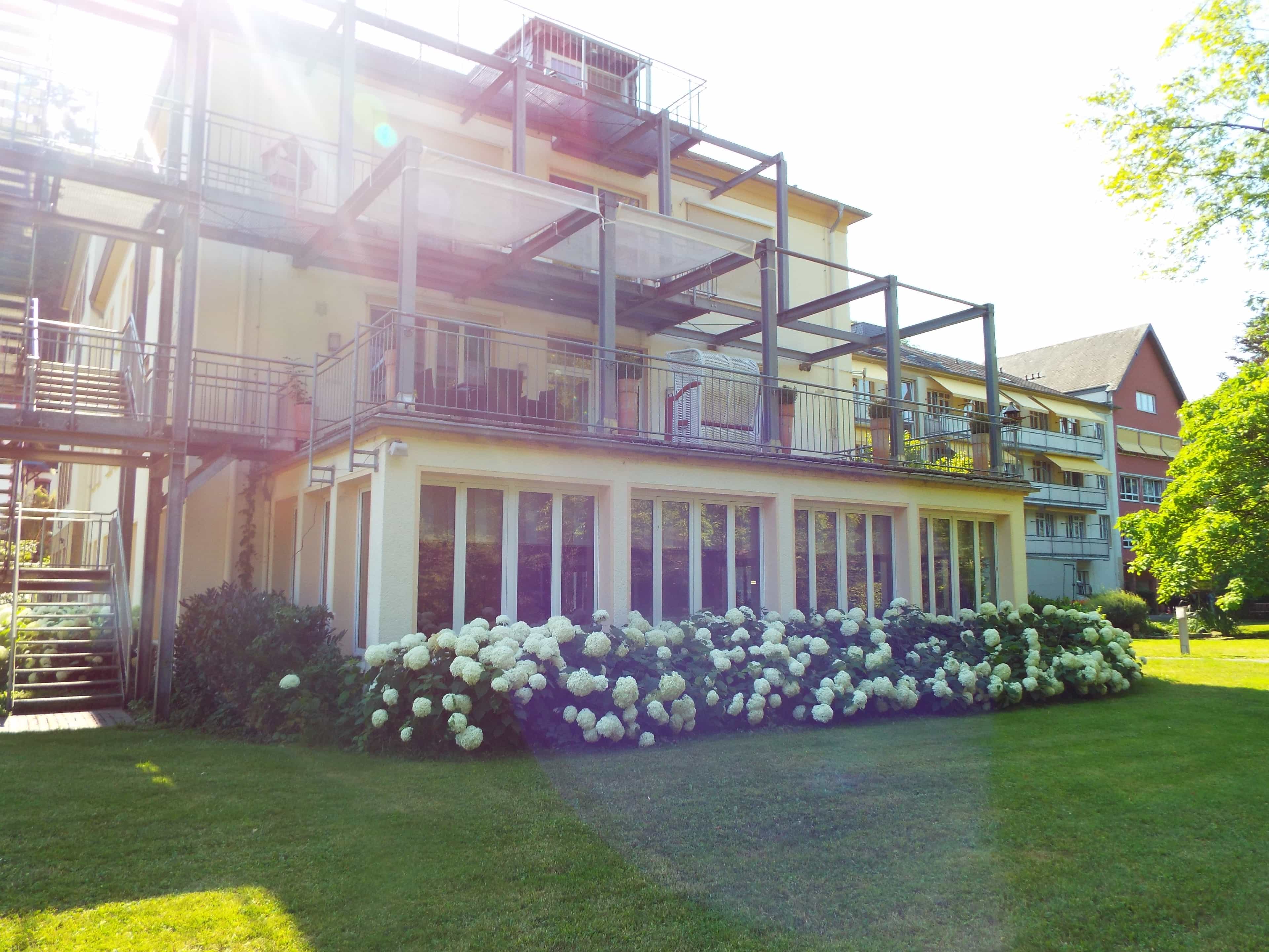 Pflegefachkraft (m/w/d) - Wir freuen uns auf Dich!  Bad Ems - AZURIT Seniorenzentrum LAHNBLICK - Pflegia