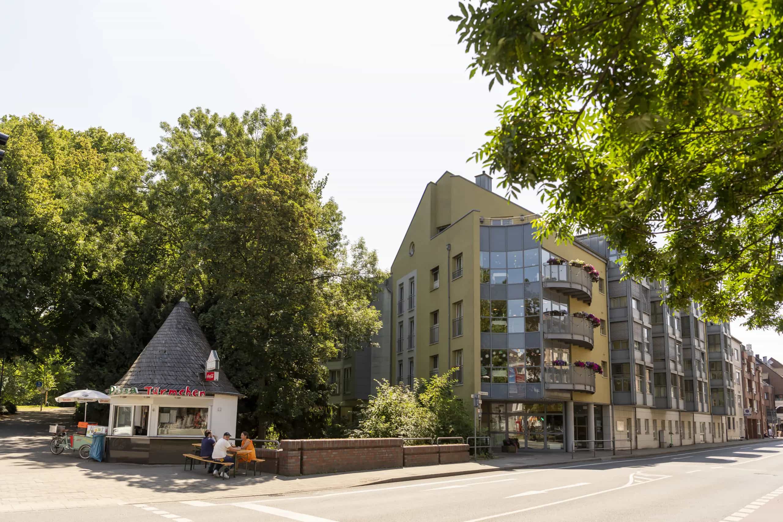 Pflegefachkraft (m/w/d) als Dauernachtwache - Hier kannst Du durchstarten! - Korian - Haus am Rosengarten Neuss - Pflegia