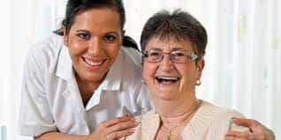 Pflegefachkraft (m/w/d) in Vollzeit - Zusammen besser pflegen!  Kiebitzreihe - inter pares Senioren und Pflegeheim am Sandkamp Kiebitzreihe - Pflegia