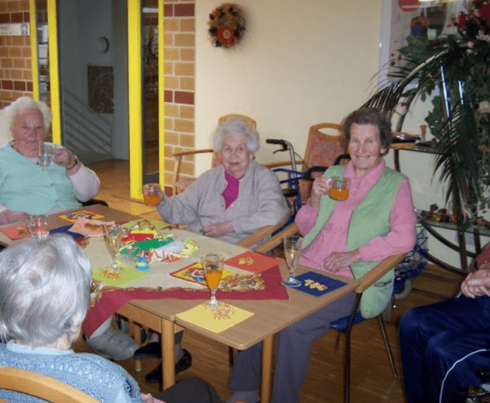 Pflegefachkraft (m/w/d) in Vollzeit - Kollegial und persönlich! Barleben - Haus Hoheneck Altenpflegezentrum Ebendorf - Pflegia