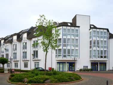 Gelernte Pflegehilfskraft (m/w/d) in der stationären Langzeitpflege- Sicher Dir heute Deine Zukunft! Bonn - Ev. Seniorenzentrum Theresienau e.V. - Pflegia