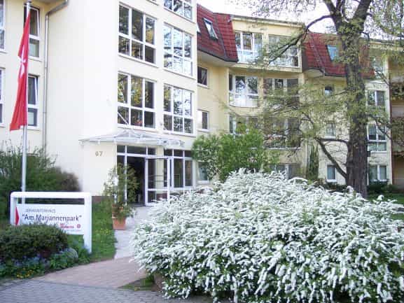 Pflegefachkraft (m/w/d) in Teilzeit (30-35 Stunden pro Woche) - Zusammen einfach gut pflegen! Leipzig - Johanniterhaus „Am Mariannenpark“ Leipzig - Pflegia