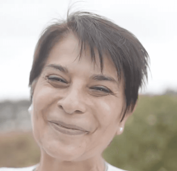 Video ansehen - examinierte Gesundheits- und Krankenpflegerin