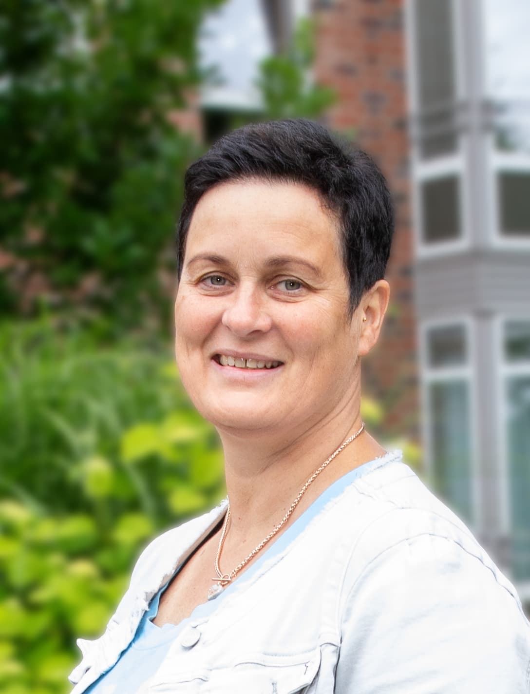 contactPerson.contactPerson.title