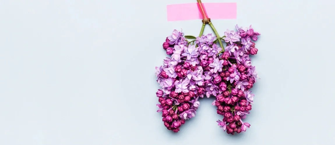 Eine Lunge, aus Blüten geformt.